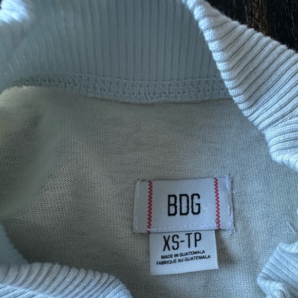 Urban Outfitters BDG Mock Neck Geometric Pattern Shirt. Size XS. BlueCream. - Picture 9 of 9